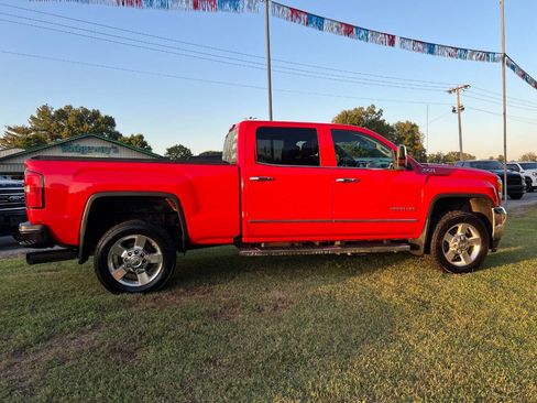 Used 2016 GMC Sierra 2500 SLT w/ Duramax Plus Package image 6