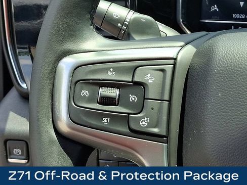 Used 2025 Chevrolet Silverado 1500 RST AWD/4WD image 7