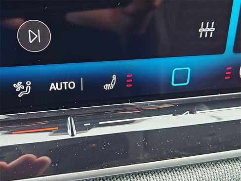 New 2025 Volkswagen Tiguan S image 10