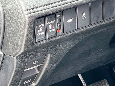 Used 2025 Honda Odyssey Sport-L image 10