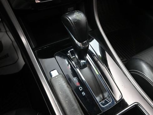 Used 2016 Honda Accord Sport image 21