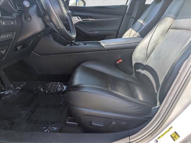 Used 2022 MAZDA MAZDA3 s FWD image 16