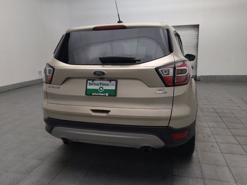 Used 2017 Ford Escape SE AWD/4WD image 7