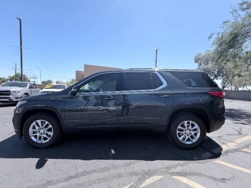 Used 2019 Chevrolet Traverse LT FWD image 6