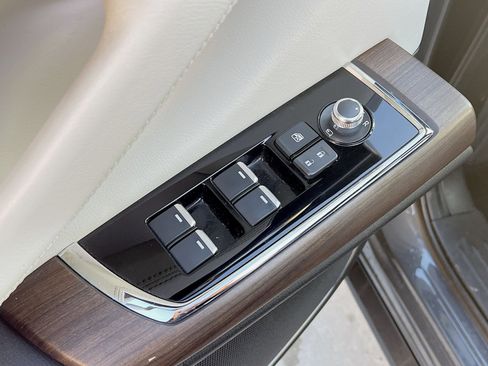 Used 2023 MAZDA CX-9 Signature image 15