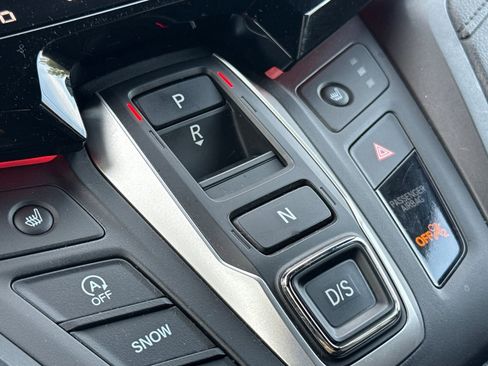 Used 2025 Honda Odyssey Sport-L image 17