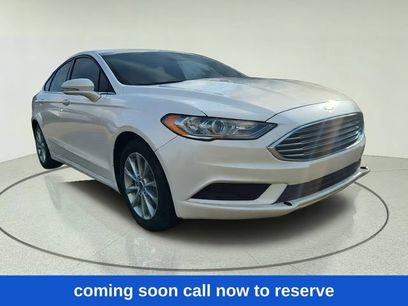 Used 2017 Ford Fusion SE w/ Fusion SE Technology Package