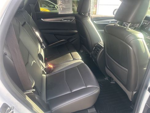 Used 2021 Cadillac XT5 Luxury FWD image 13