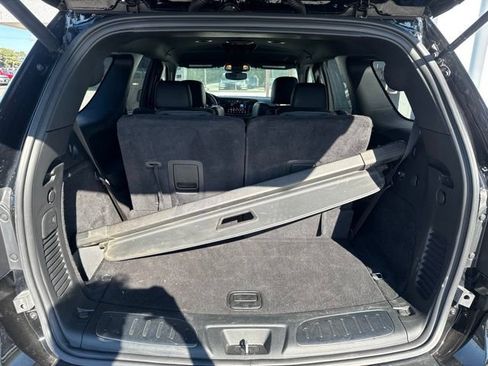 Used 2023 Dodge Durango SRT w/ Trailer Tow Group IV AWD/4WD image 9