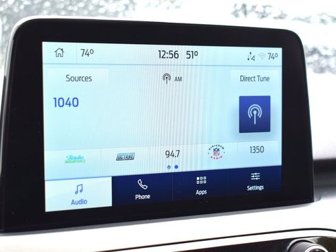 Used 2022 Ford Escape SE w/ SE Sport Appearance Package image 25