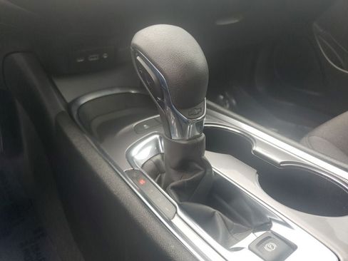 Used 2025 Chevrolet Malibu LT FWD image 30