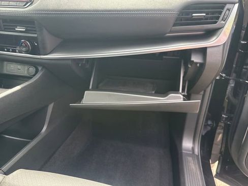 Used 2023 Nissan Rogue SV w/ SV Premium B Package AWD/4WD image 26