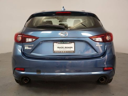 Used 2017 MAZDA MAZDA3 Grand Touring image 8