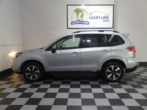 Used 2018 Subaru Forester 2.5i Premium AWD/4WD image 7