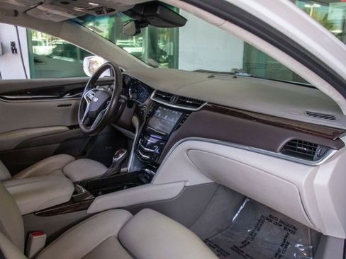 Used 2016 Cadillac XTS Vsport Platinum w/ LPO, Protection Package image 17