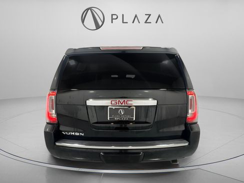 Used 2019 GMC Yukon Denali image 4
