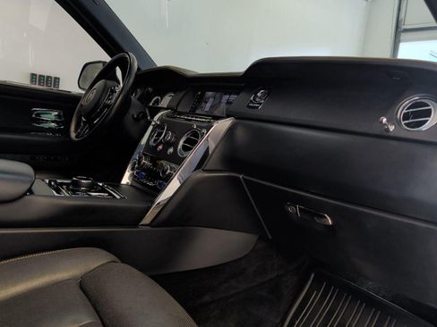 Used 2021 Rolls-Royce Cullinan AWD/4WD image 40