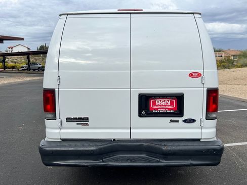 Used 2012 Ford E-350 and Econoline 350 Extended Super Duty w/ PWR Group image 4