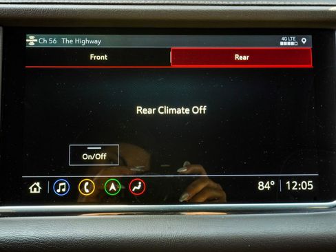 Used 2021 GMC Yukon XL Denali RWD image 25