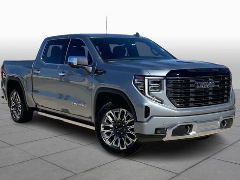 Used 2025 GMC Sierra 1500 Denali Ultimate image 3