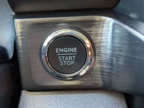 Used 2025 Ford F350 Lariat w/ Black Appearance Package image 21