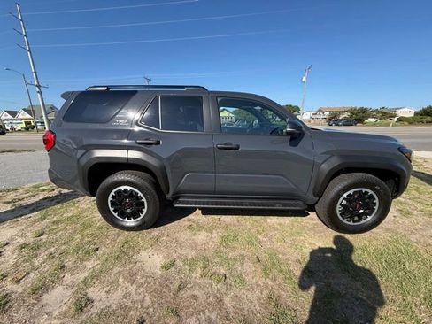 Used 2025 Toyota 4Runner TRD Off-Road AWD/4WD image 8