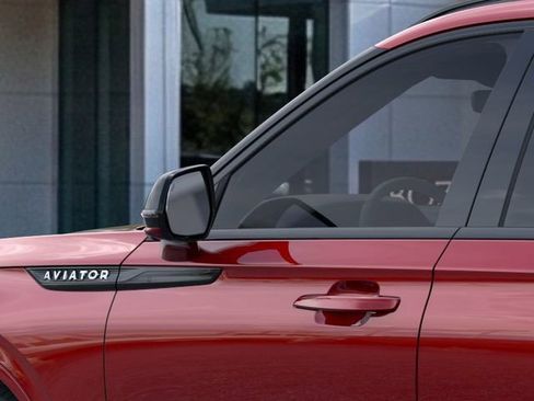 New 2026 Lincoln Aviator 2WD w/ Jet Appearance Package image 21