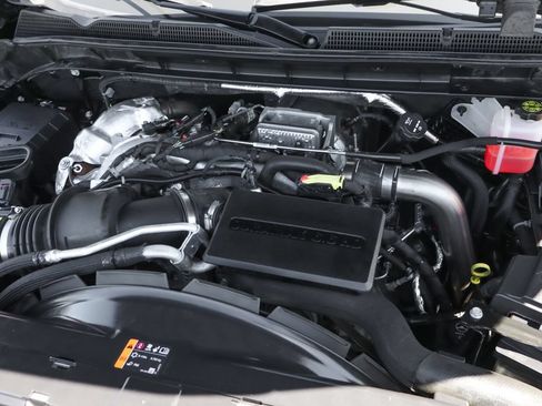 Used 2022 GMC Sierra 2500 AT4 w/ AT4 Premium Plus Package AWD/4WD image 16