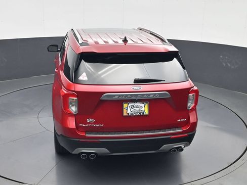 Used 2023 Ford Explorer Platinum w/ Premium Technology Package AWD/4WD image 19