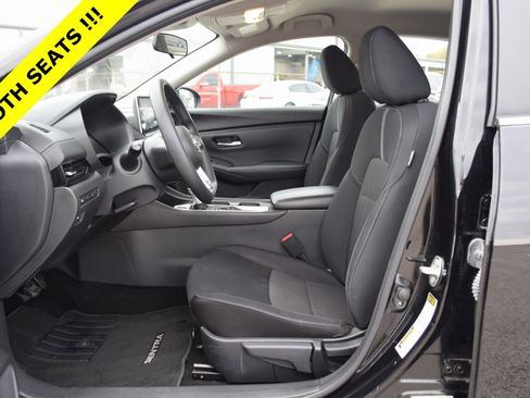 Used 2024 Nissan Sentra SV image 3