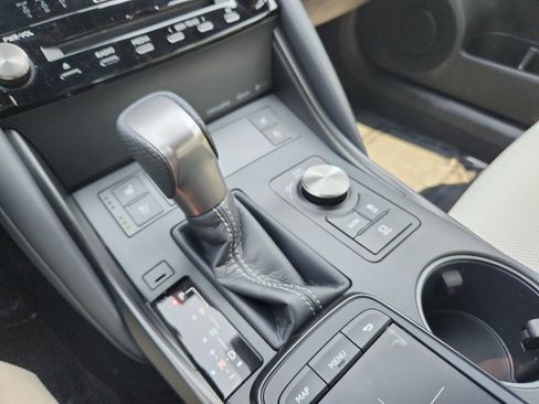 Certified 2025 Lexus IS 350 F Sport w/ Navigation Package RWD image 15