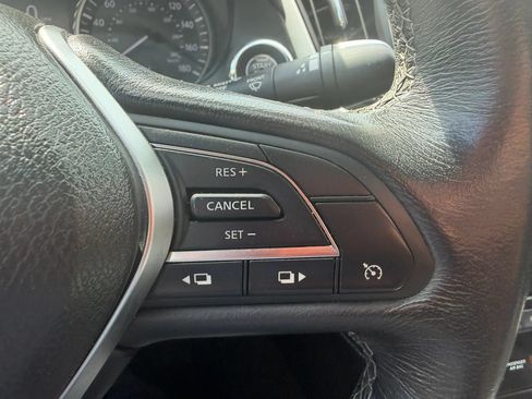 Used 2019 INFINITI Q50 Luxe w/ Essential Package (3.0T Luxe) AWD/4WD image 14