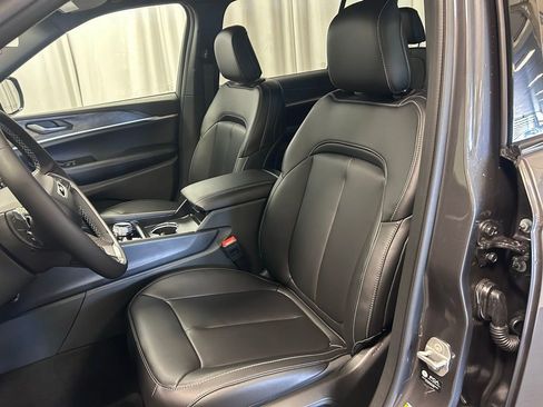 New 2026 Jeep Grand Cherokee L Limited AWD/4WD image 7