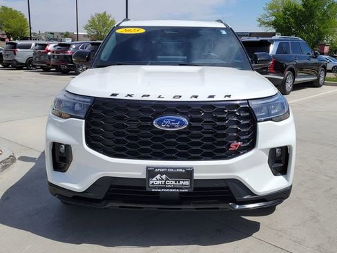 Used 2025 Ford Explorer ST AWD/4WD image 8