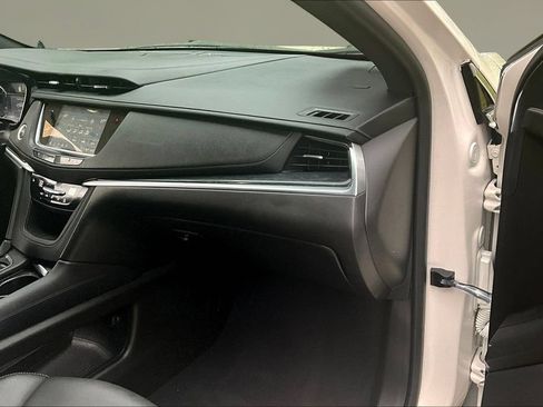 Used 2024 Cadillac XT5 Premium Luxury AWD/4WD image 25