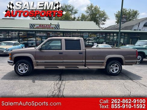 Used 1994 Chevrolet Silverado 3500 4x4 Crew Cab image 1