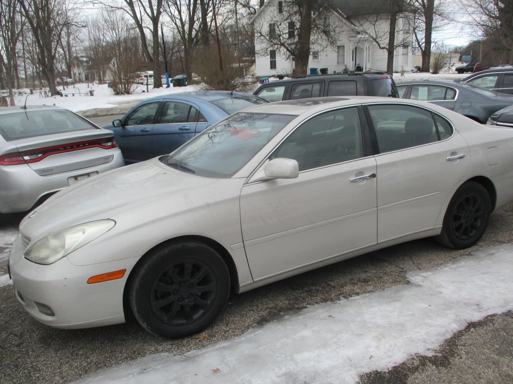 Used 2003 Lexus ES 330 FWD image 1