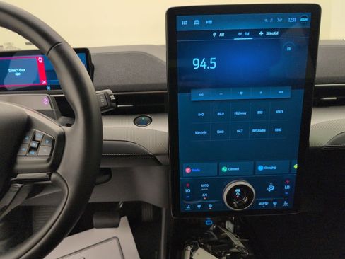 Used 2023 Ford Mustang Mach-E California Route 1 image 21