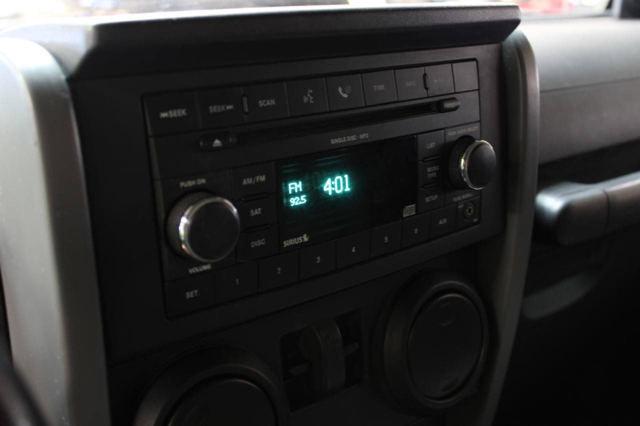Used 2007 Jeep Wrangler Sahara w/ PWR Convenience Group AWD/4WD image 9