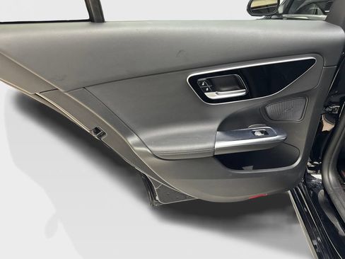 Used 2022 Mercedes-Benz C 300 4MATIC Sedan image 35