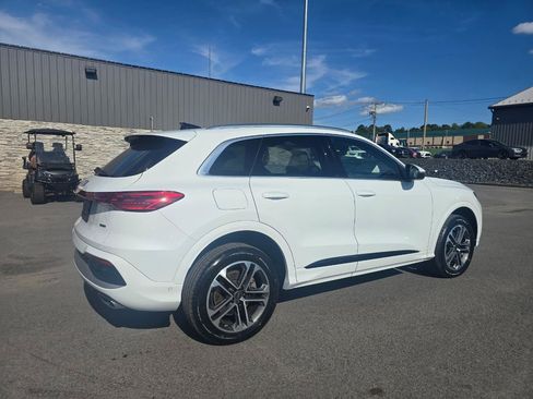 Used 2025 Audi Q5 Premium AWD/4WD image 6
