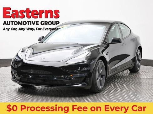 Used 2023 Tesla Model 3 Standard Range RWD image 1