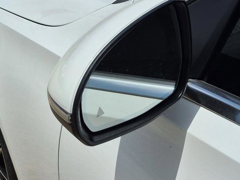 Used 2023 Mercedes-Benz C 300 4MATIC Sedan image 21