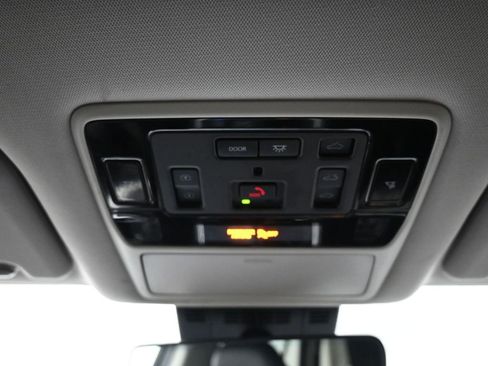 Certified 2025 Toyota Grand Highlander AWD image 17