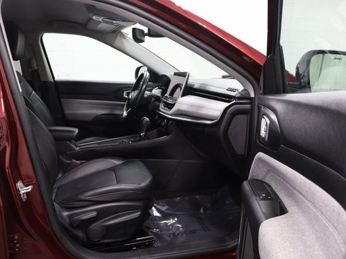 Used 2022 Jeep Compass Latitude AWD/4WD image 16