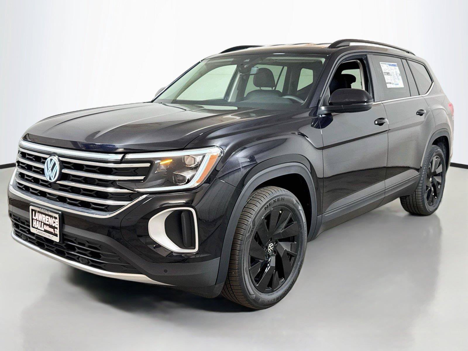 New 2026 Volkswagen Atlas SE FWD image 1