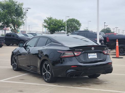 Used 2022 Nissan Maxima SR w/ Sport Mat Group FWD image 5