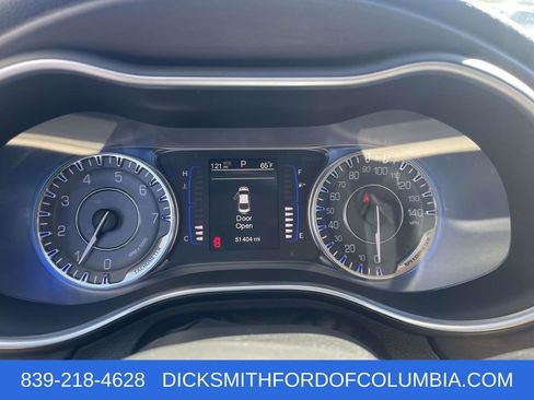 Used 2015 Chrysler 200 Limited w/ Convenience Group image 26