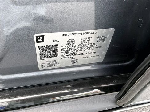 Used 2020 Buick Enclave Essence image 36