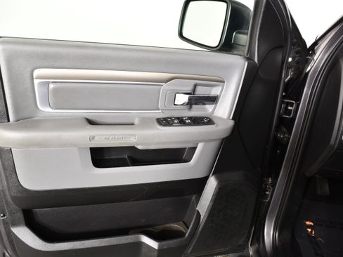 Used 2016 RAM 1500 Big Horn AWD/4WD image 37